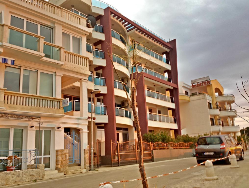 Apartments Palma Dobra Voda Esterno foto