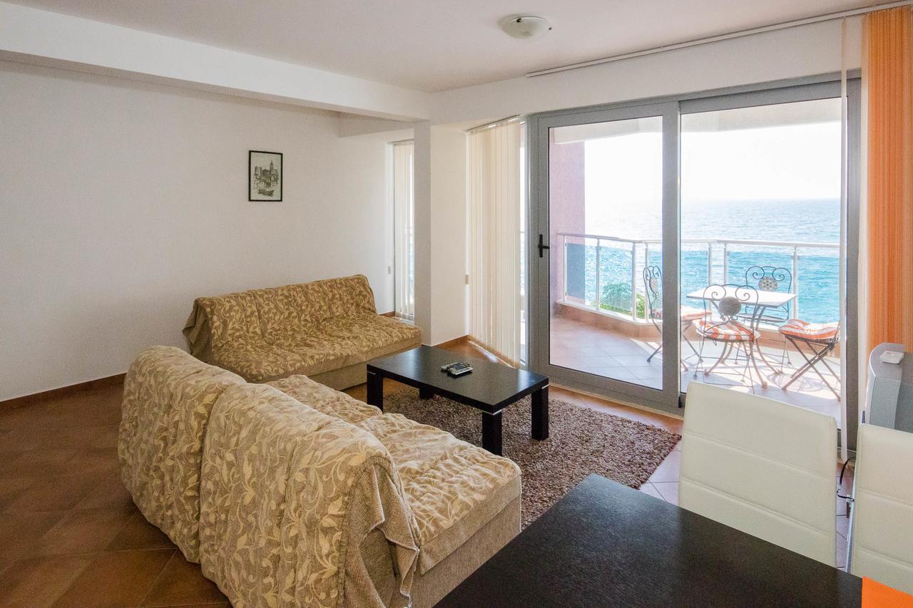 Apartments Palma Dobra Voda Esterno foto